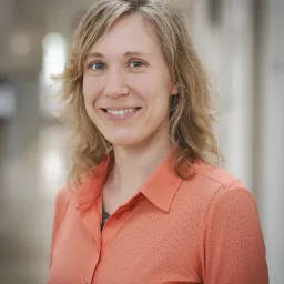Pasfoto van Melody Splinter