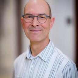 Pasfoto van Raymond de Niet