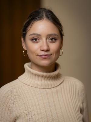 Pasfoto van Lois Trijnes Pasfoto van Lois Trijnes