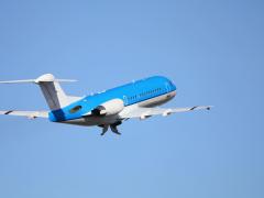 Vliegtuig in de lucht 