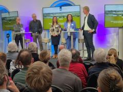 De paneldiscussie tijdens de academielezign 2026